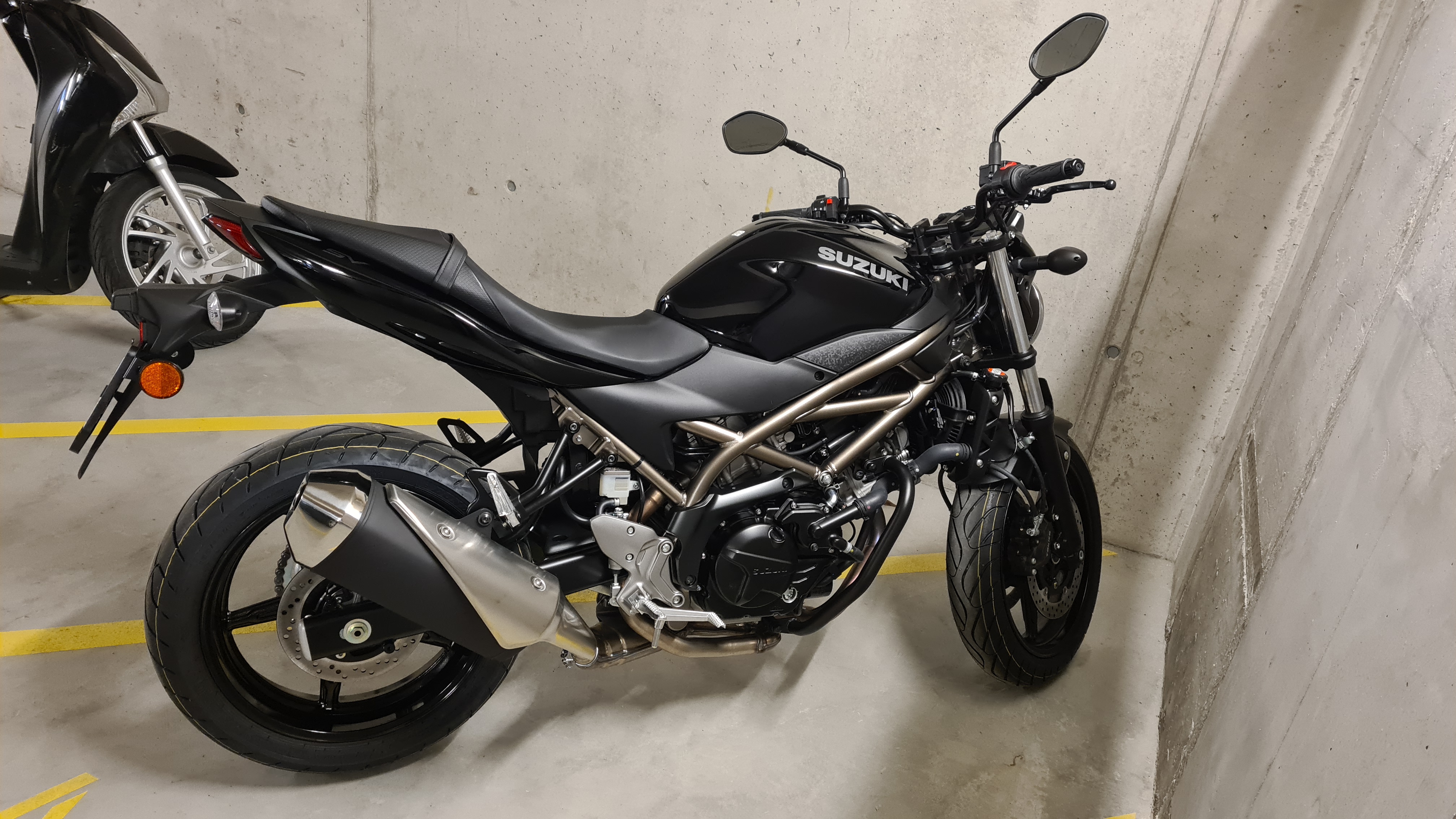Suzuki SV650