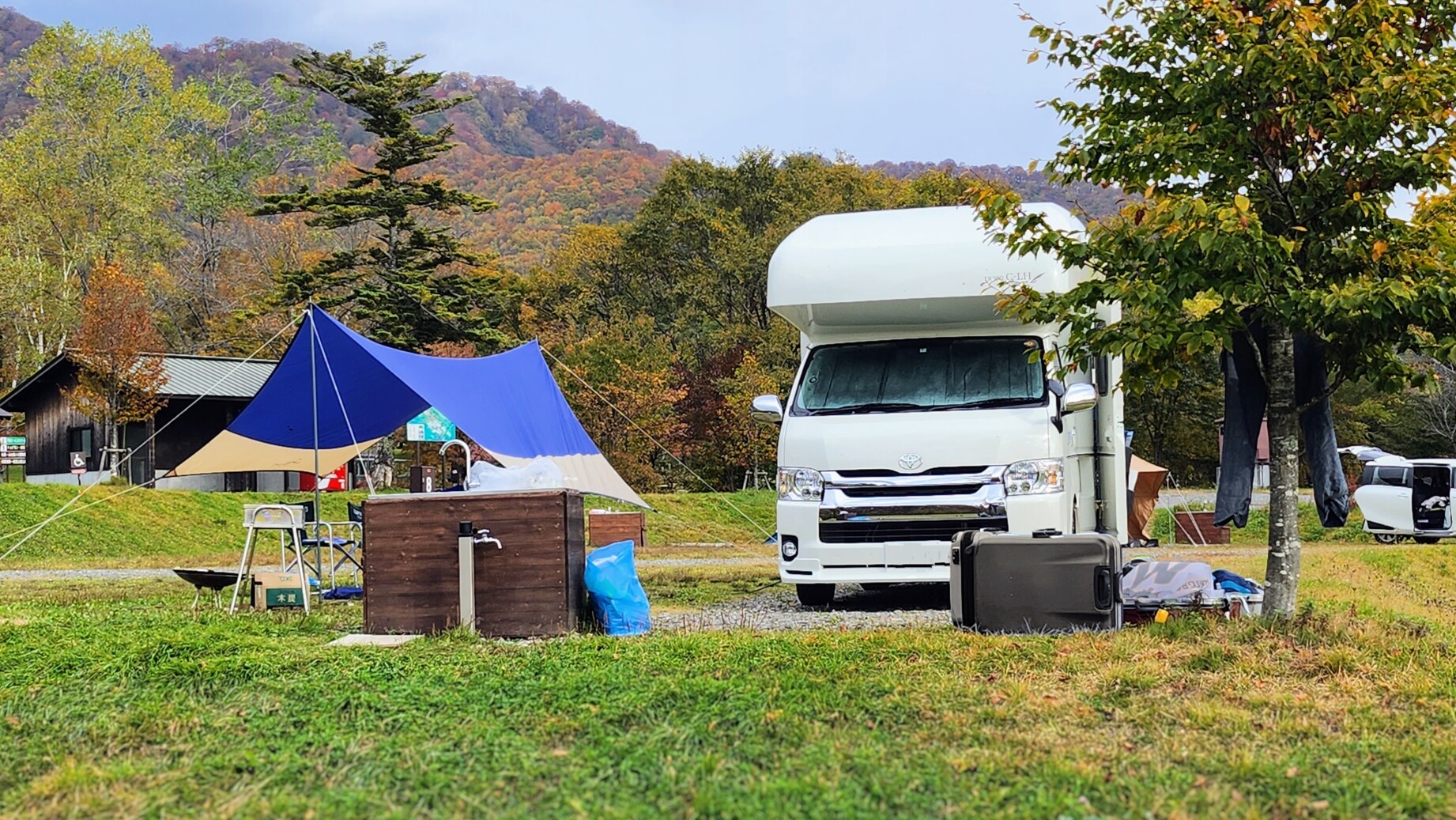 キャンピングカー